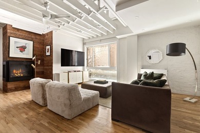 Beach Apartment For Sale in New York, New York