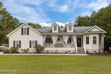 Beach Home For Sale in Bath, North Carolina