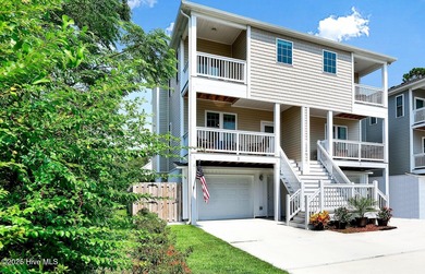 Beach Townhome/Townhouse For Sale in Carolina Beach, North Carolina
