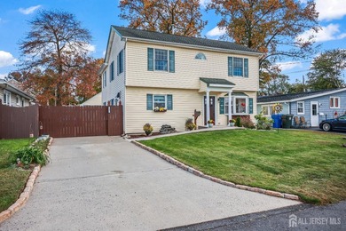 Beach Home Active Under Contract in Old Bridge, New Jersey
