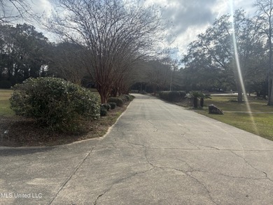 Beach Condo For Sale in Ocean Springs, Mississippi