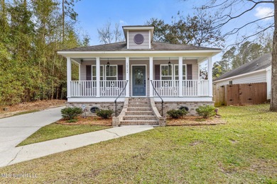 Beach Home For Sale in Diamondhead, Mississippi