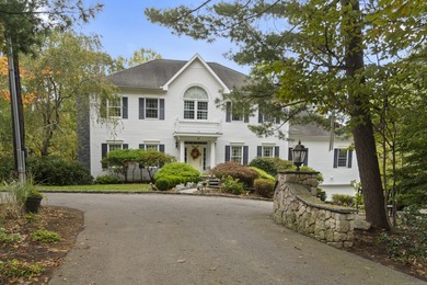 Beach Home Active Under Contract in Madison, Connecticut