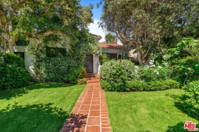 Beach Home For Sale in Santa Monica, California