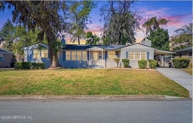 Beach Home Active Under Contract in Jacksonville, Florida