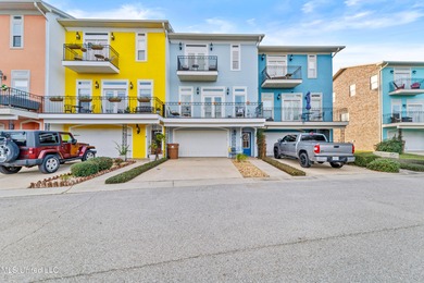 Beach Townhome/Townhouse For Sale in Long Beach, Mississippi