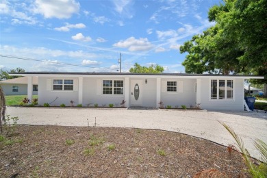 Beach Home For Sale in Venice, Florida