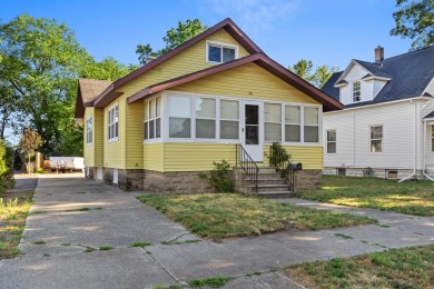 Beach Home For Sale in Grand Haven, Michigan