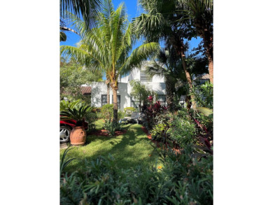 Beach Home For Sale in West Palm Beach, Florida