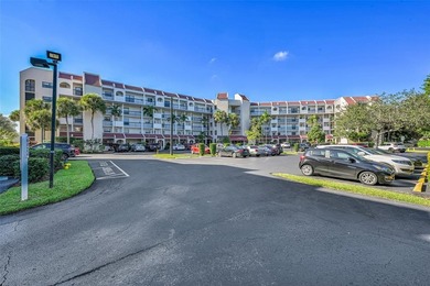 Beach Condo For Sale in Lauderhill, Florida