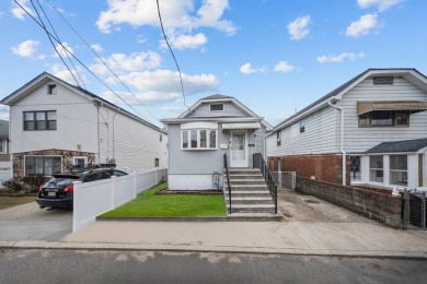 Beach Home Sale Pending in Howard Beach, New York
