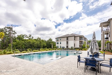 Beach Condo For Sale in Ocean Springs, Mississippi