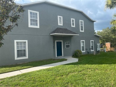 Beach Townhome/Townhouse For Sale in Gibsonton, Florida