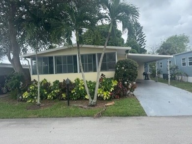 Beach Home Active Under Contract in Deerfield Beach, Florida