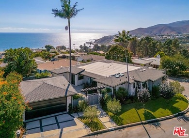 Beach Home For Sale in Pacific Palisades, California