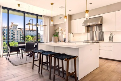 Beach Condo For Sale in Miami, Florida