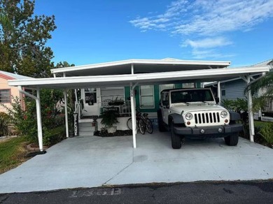 Beach Home For Sale in Ruskin, Florida