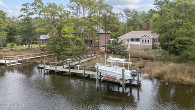 Beach Home For Sale in Oriental, North Carolina