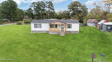 Beach Home For Sale in Elizabeth City, North Carolina