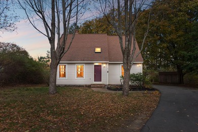 Home For Sale in Scarborough image photo picture