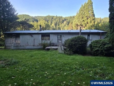 Beach Home For Sale in Mapleton, Oregon