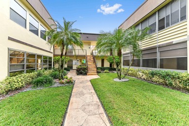 Beach Condo For Sale in Delray Beach, Florida