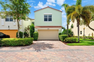 Beach Townhome/Townhouse For Sale in Boca Raton, Florida