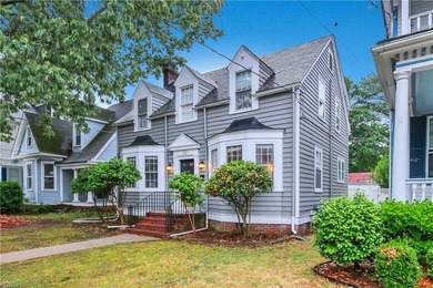 Beach Home For Sale in Portsmouth, Virginia