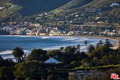 Beach Home For Sale in Malibu, California