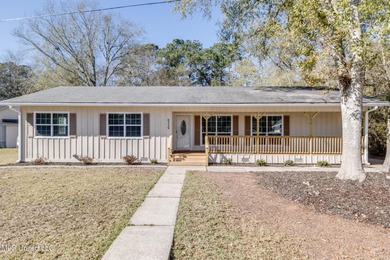 Beach Home For Sale in Diamondhead, Mississippi