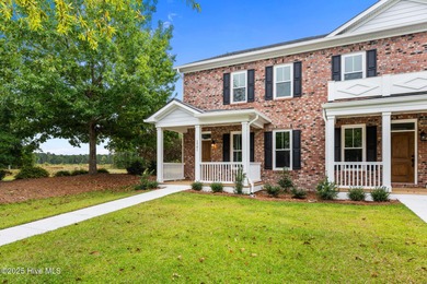 Beach Townhome/Townhouse For Sale in New Bern, North Carolina