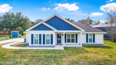 Beach Home For Sale in Long Beach, Mississippi