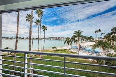 Beach Condo For Sale in St. Petersburg, Florida