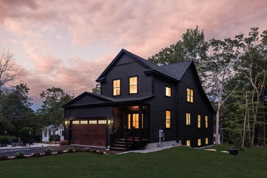 Beach Home For Sale in York, Maine