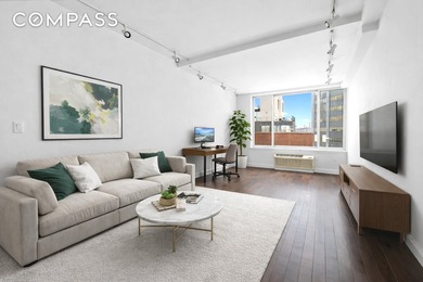 Beach Condo For Sale in Queens, New York