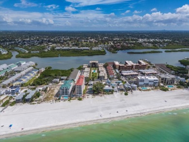 Beach Condo For Sale in Indian Shores, Florida