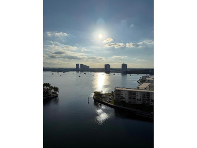 Beach Condo For Sale in Aventura, Florida