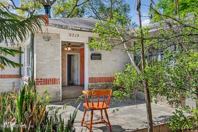 Beach Home Sale Pending in Jacksonville, Florida