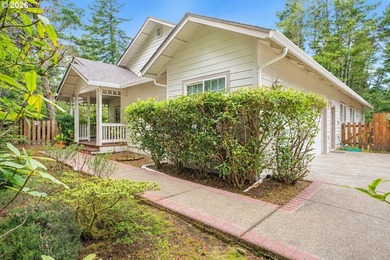 Beach Home For Sale in Florence, Oregon