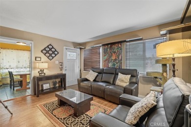 Beach Townhome/Townhouse Active Under Contract in Redondo Beach, California