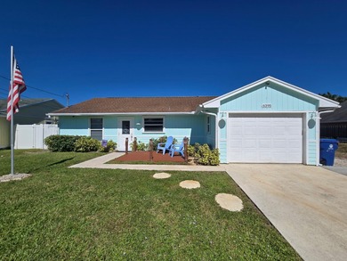 Beach Home For Sale in Jupiter, Florida