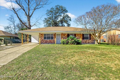 Beach Home For Sale in Gulfport, Mississippi