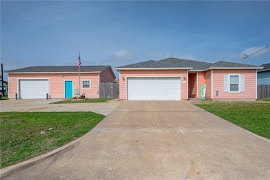 Beach Home For Sale in Rockport, Texas