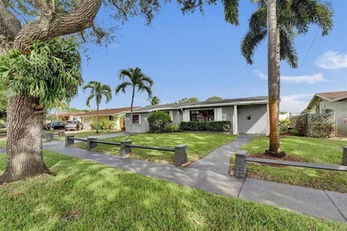 Beach Home Active Under Contract in Hollywood, Florida