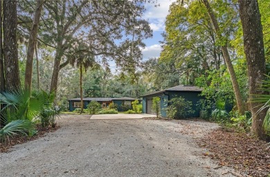 Beach Home For Sale in Homosassa, Florida