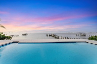 Beach Home Sale Pending in Bradenton, Florida