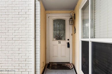 Beach Condo For Sale in Ocean Springs, Mississippi