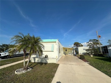 Beach Home For Sale in Venice, Florida