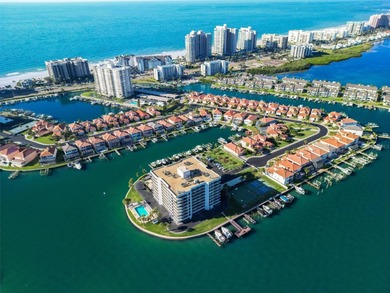 Beach Condo For Sale in Clearwater Beach, Florida