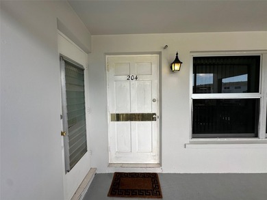 Beach Home For Sale in Pompano Beach, Florida